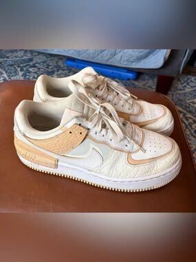 Nike Air Low-Top Sneakers in White & Tan Accents